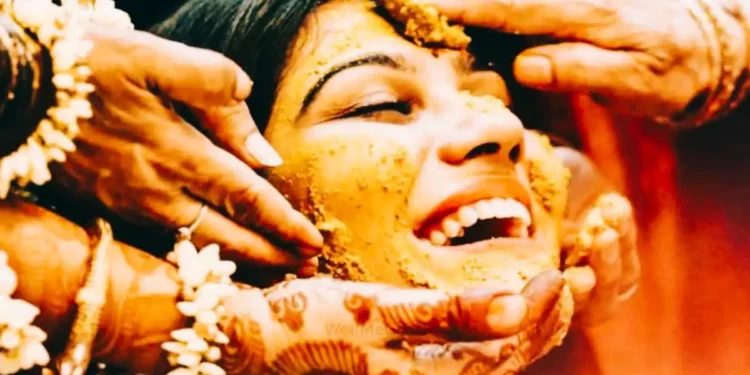 लग्नाआधी हळद का लावली जाते?